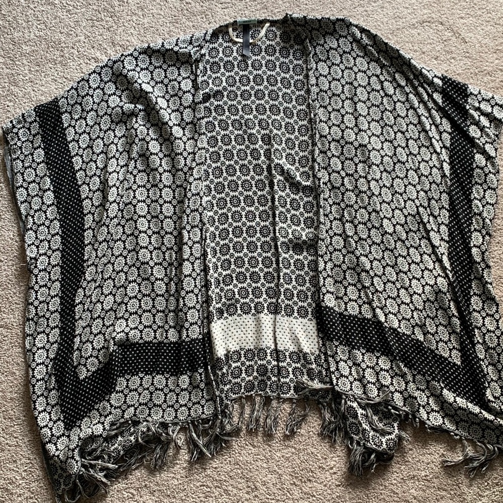 Urban Outfitters shawl/Kimono One Size fits all